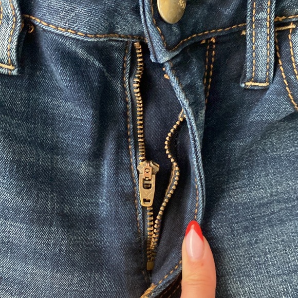 American Eagle Outfitters Jeans. - Picture 5 of 5